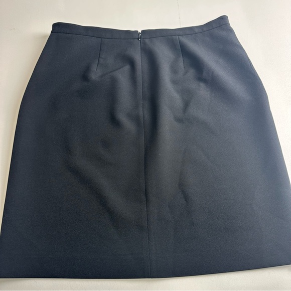 Ann Klein women’s size 12 the executive collection skirt with back zip , black - Picture 3 of 10